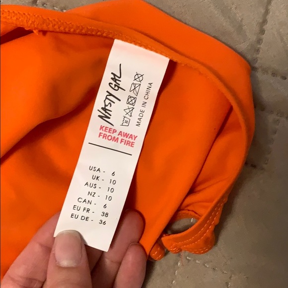 Nasty Gal one-piece bathing suit - Picture 3 of 7